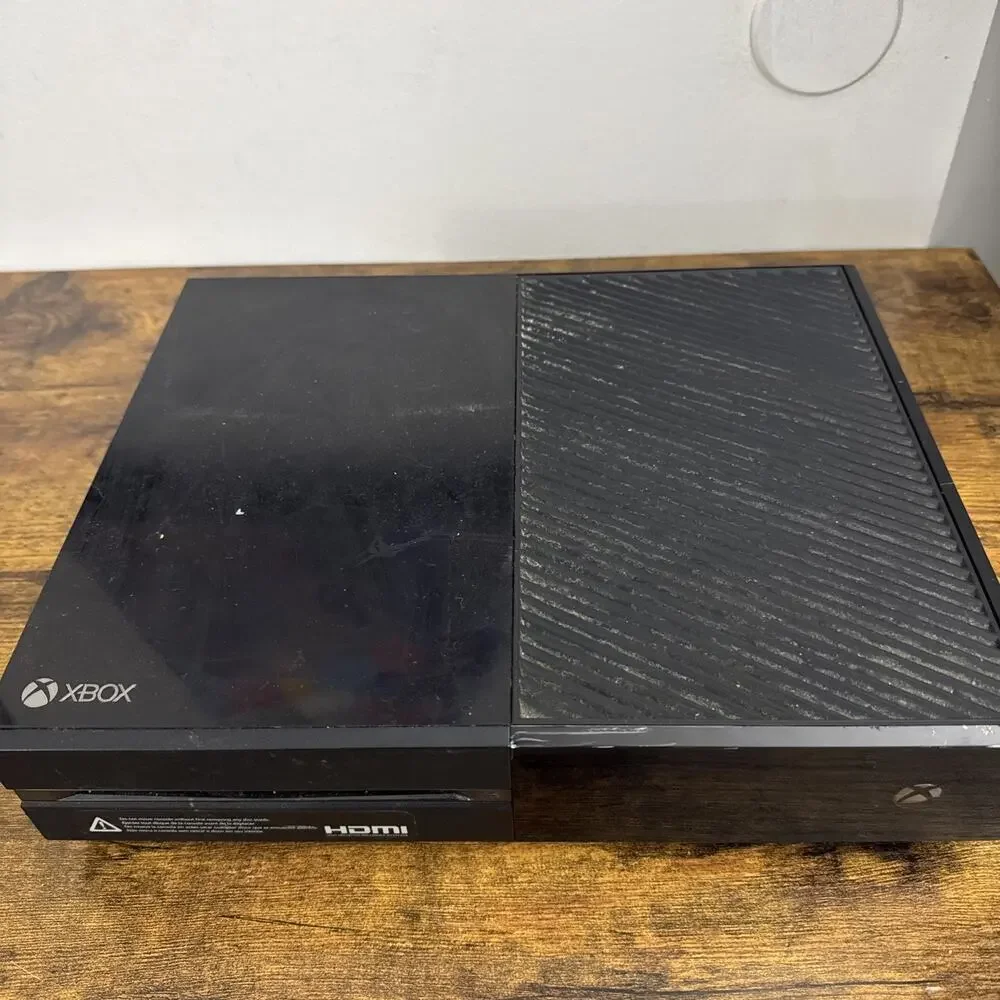 Xbox One Console 1540 Black FOR PARTS / NOT WORKING No Power